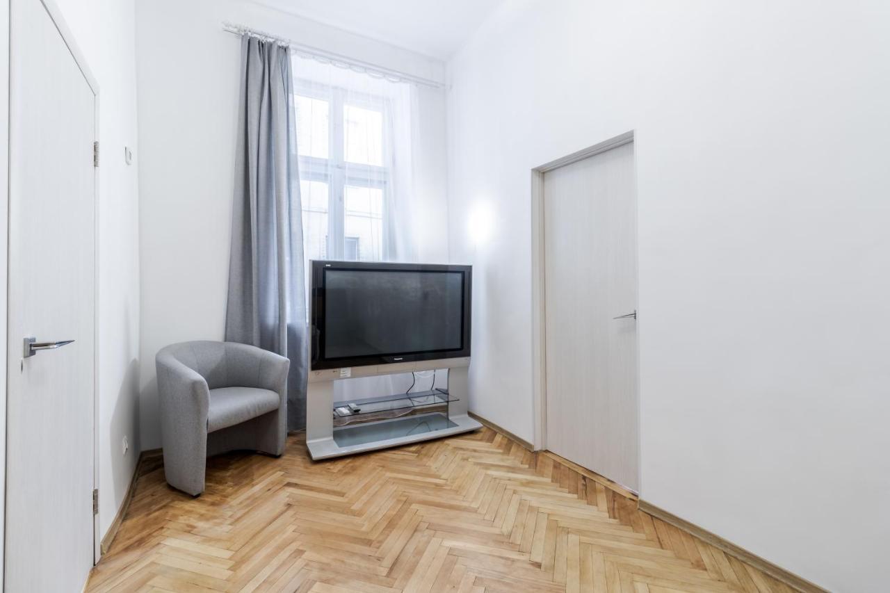 City Shalom Apartment Львов Экстерьер фото