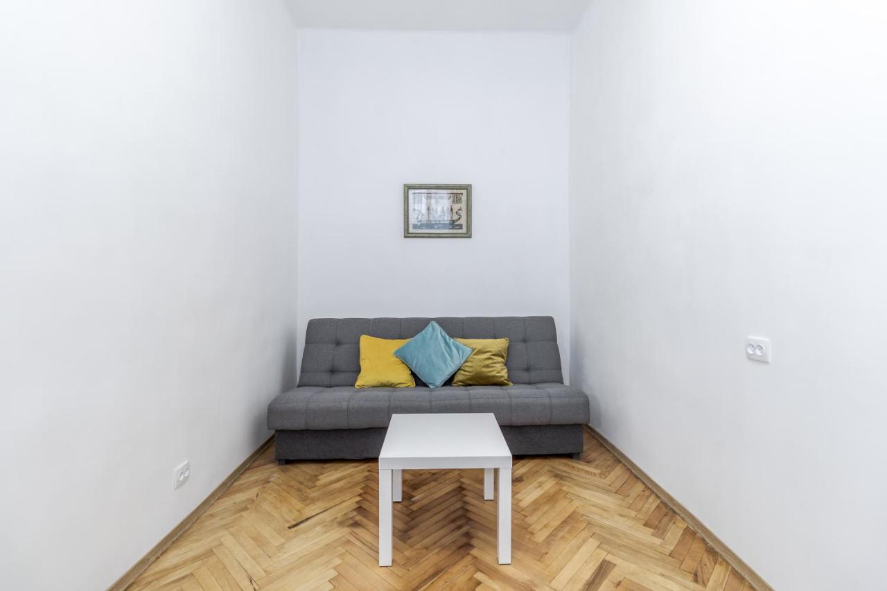 City Shalom Apartment Львов Экстерьер фото